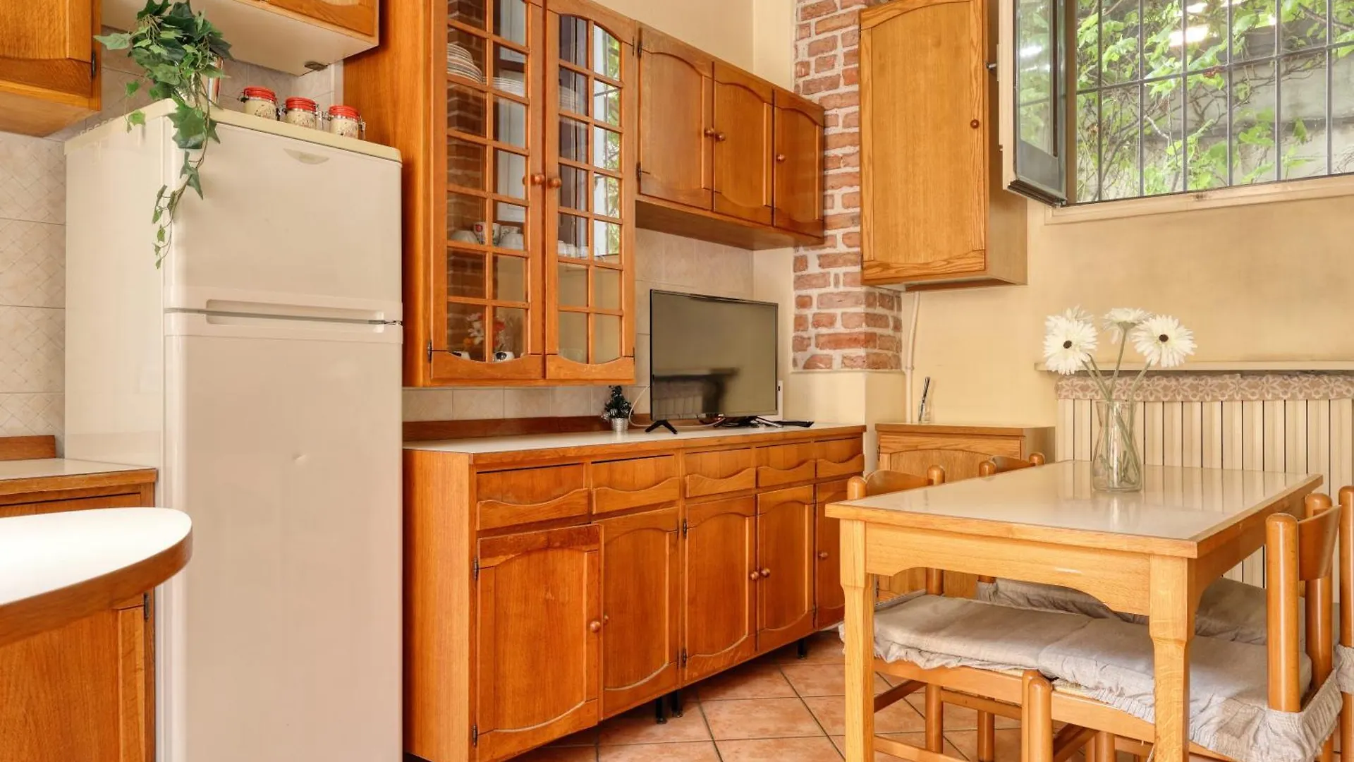 Joivy Charming Flat In Porta Romana Milan Italy